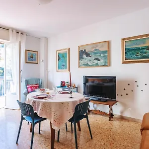 La Casa Di Minnie Con Box Privato Appartamento Sanremo
